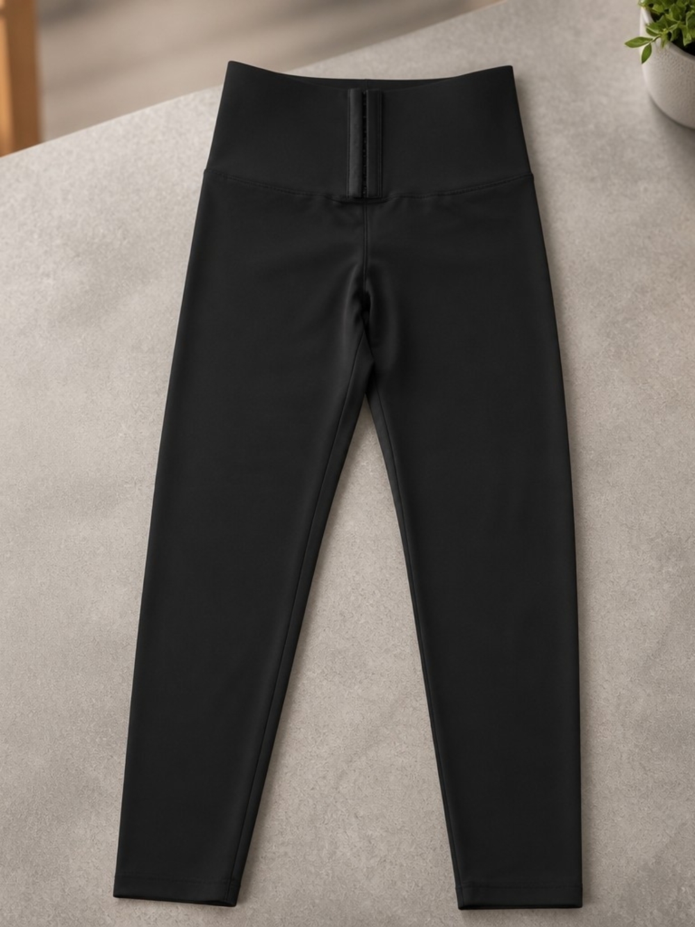 High-Waist Cincher Black Active Leggings